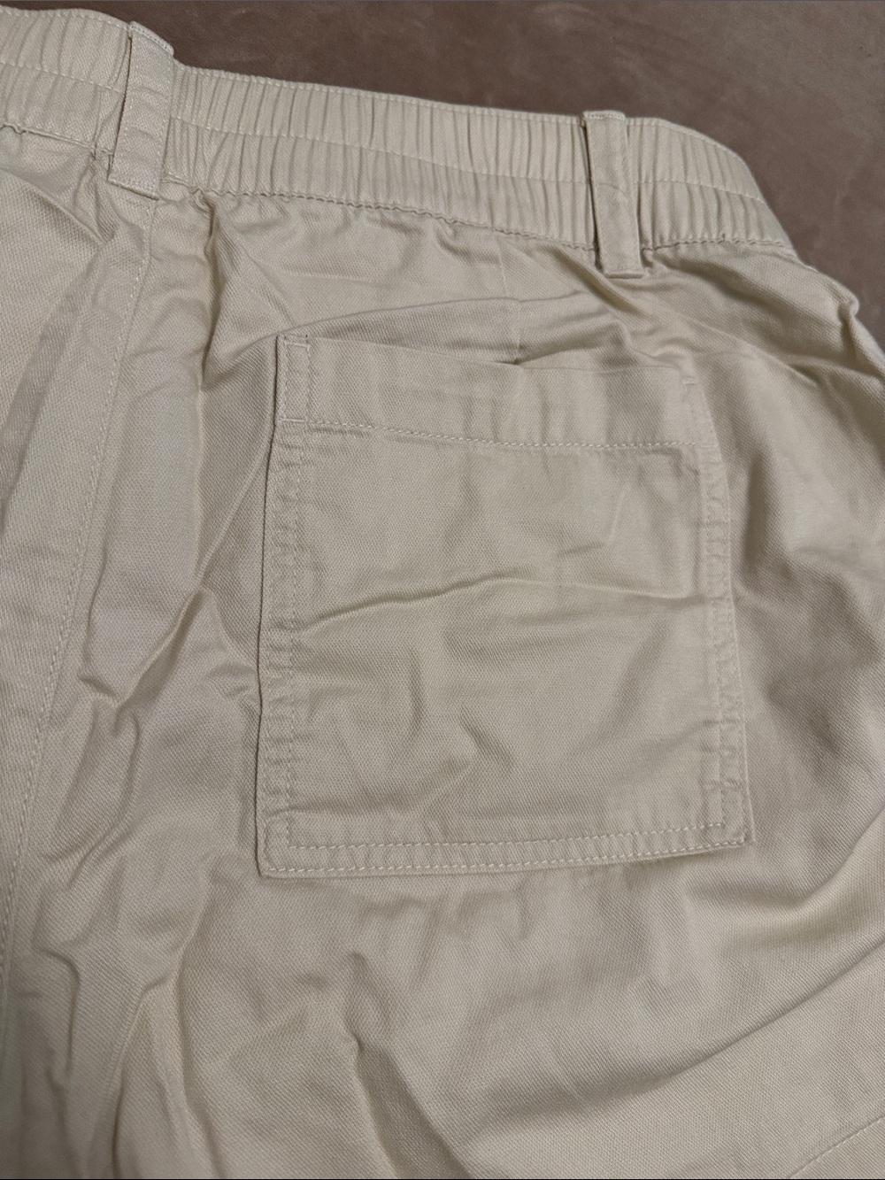 GAP 4" High Rise Easy Utility Short - Picture 7 of 8